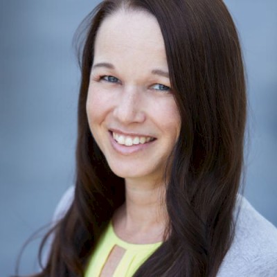 Headshot of Julie Appleford